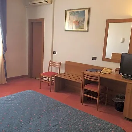 Arcobaleno Hotel 3*