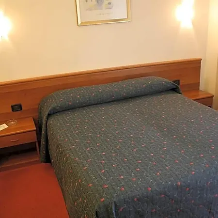 Arcobaleno Hotel 3*