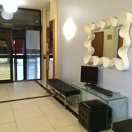 Arcobaleno Hotel 3*